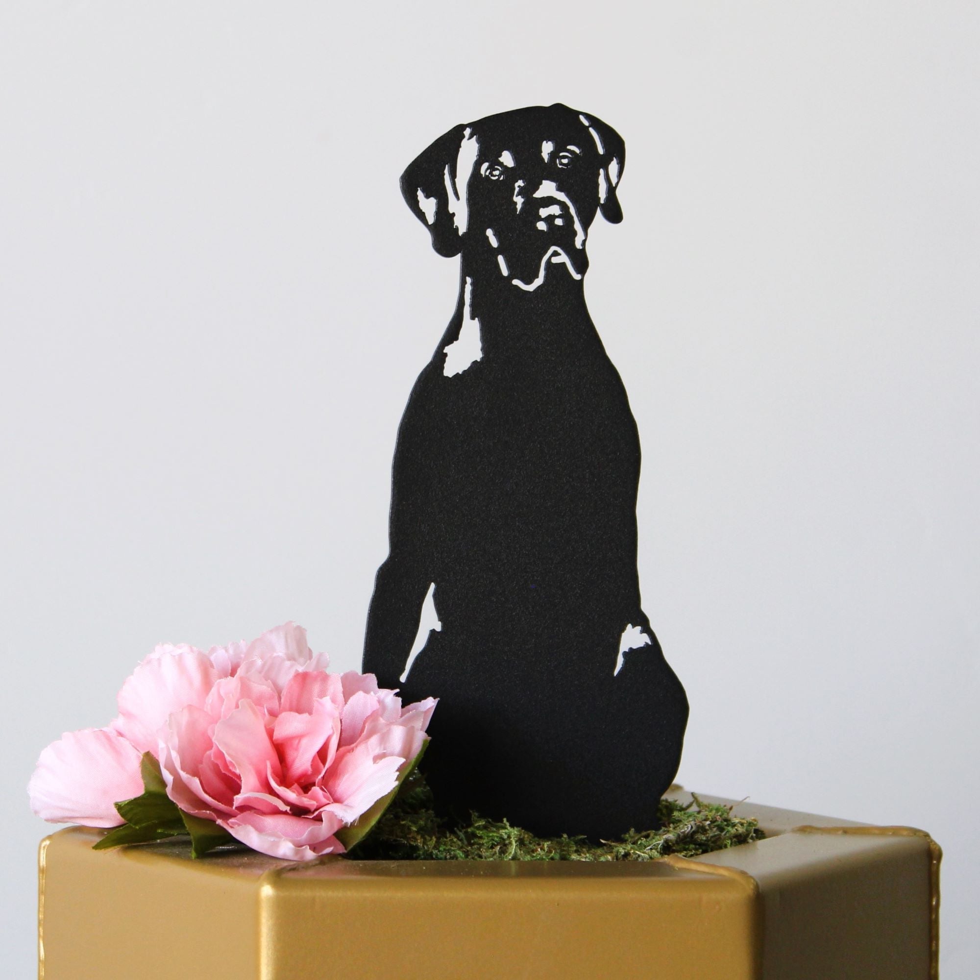 Weimaraner Metal Garden Silhouette - Handmade Steel Dog Yard Art