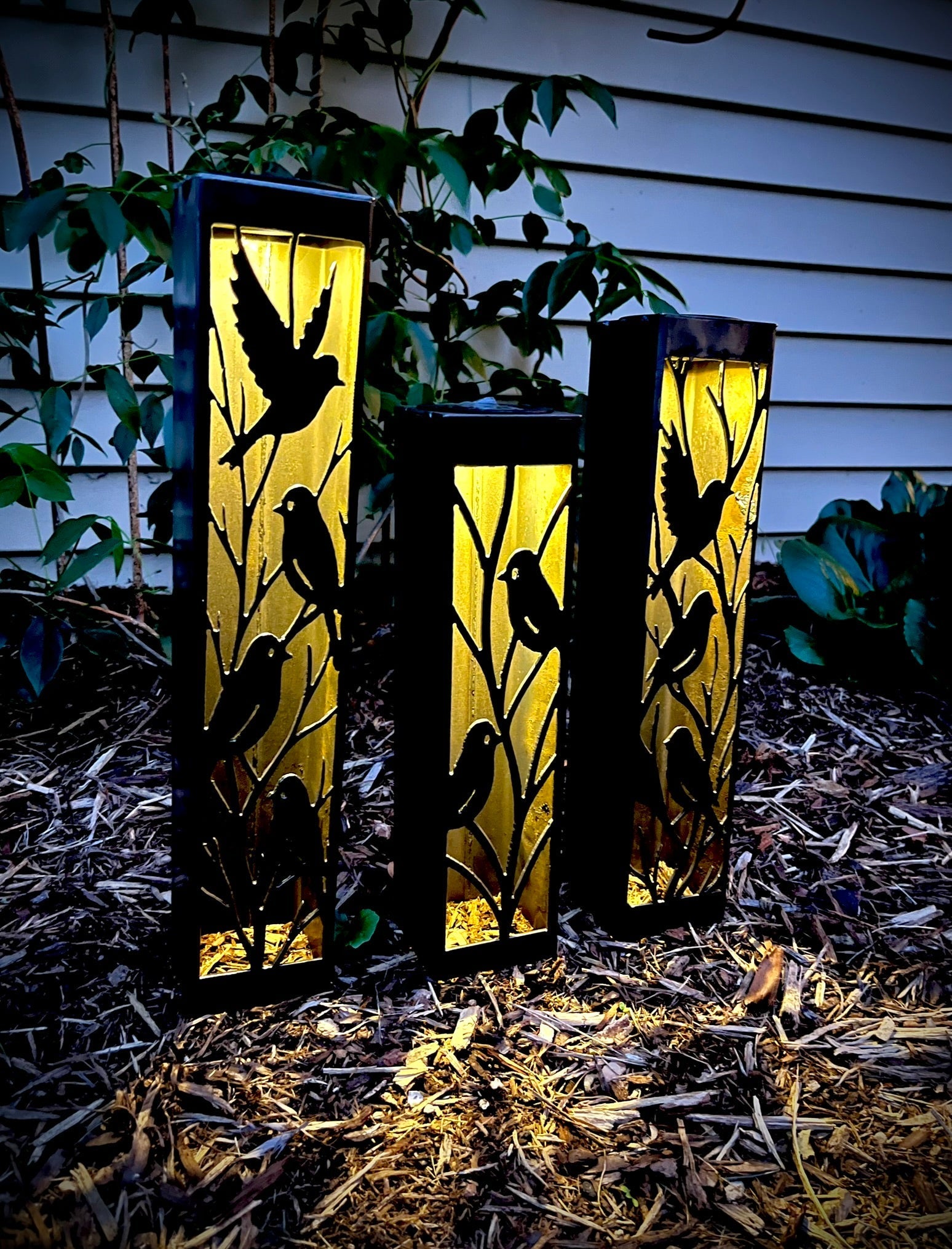 Evening Aviary Luminary Pillar w/ Solar Cap