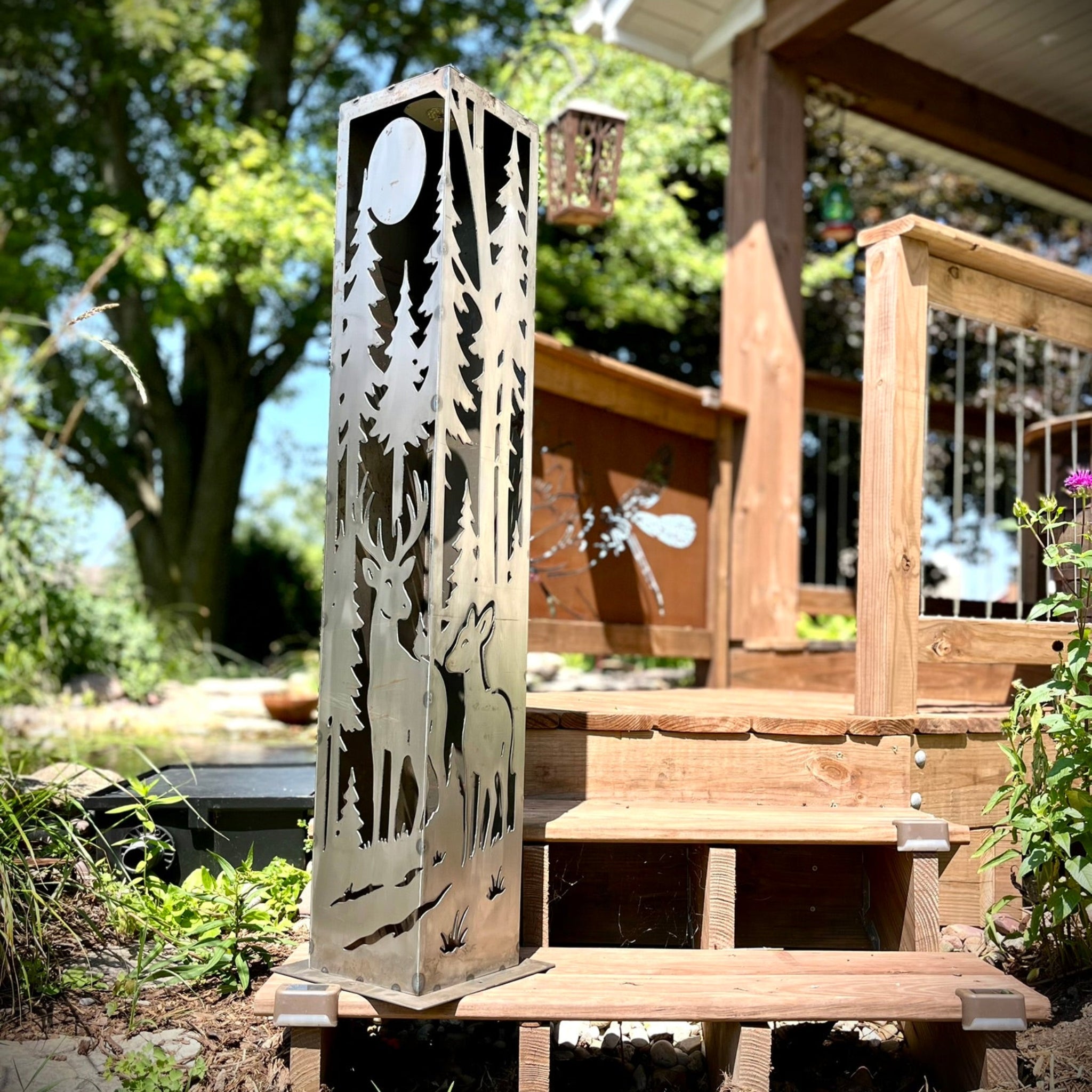 Deer at Dusk Corner Solar Pillar - Steel