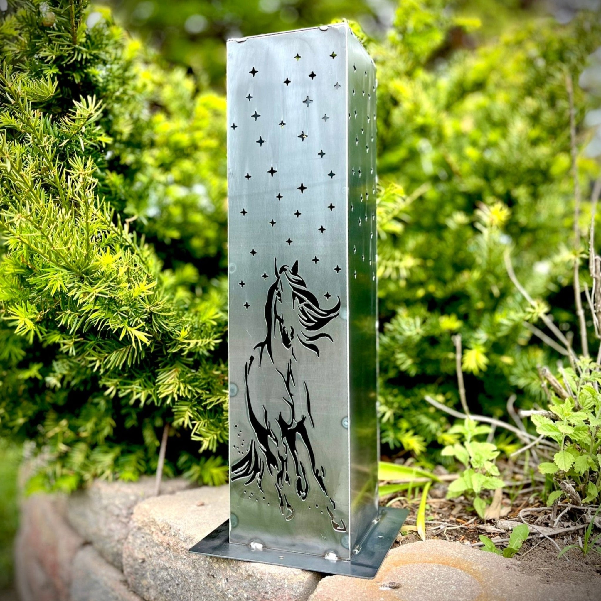 Horse & Stars Solar Pillar Luminary - Steel