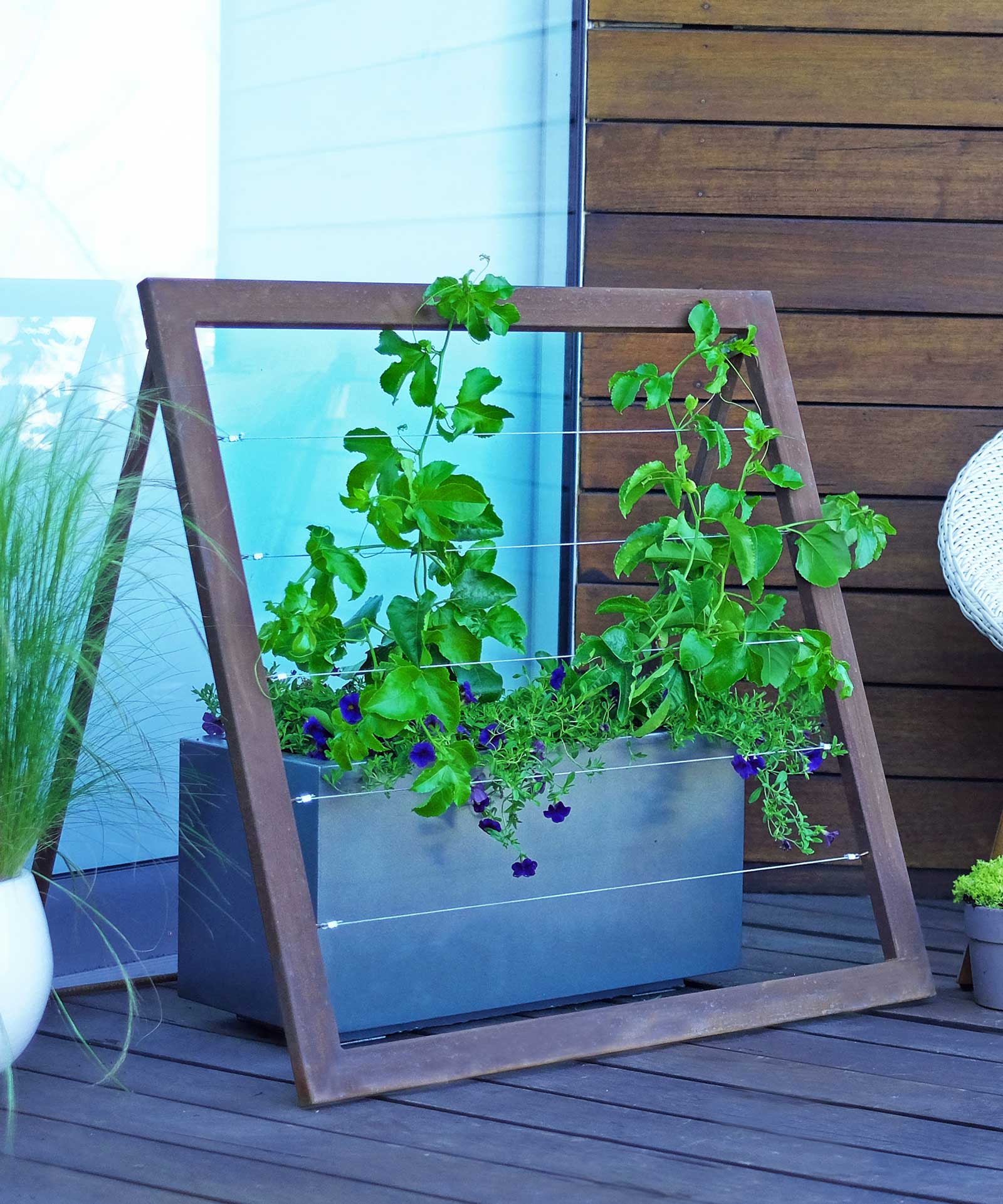 Medium A Frame Garden Trellis