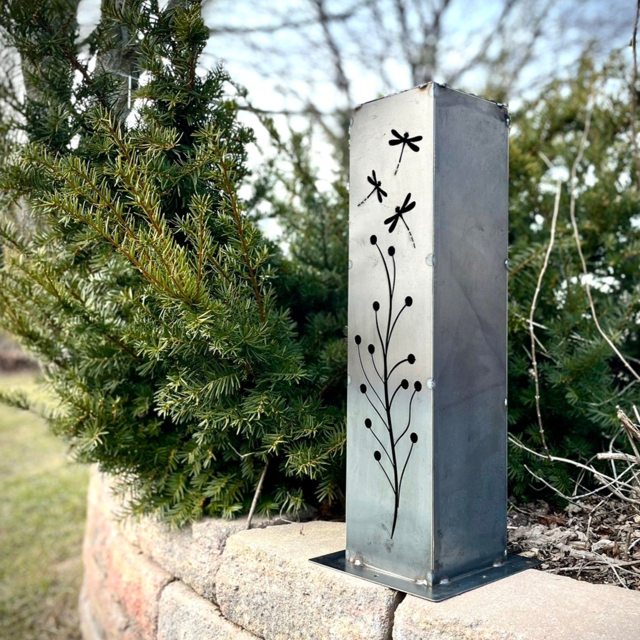 Dragonfly Branch Solar Luminary Pillar - Steel