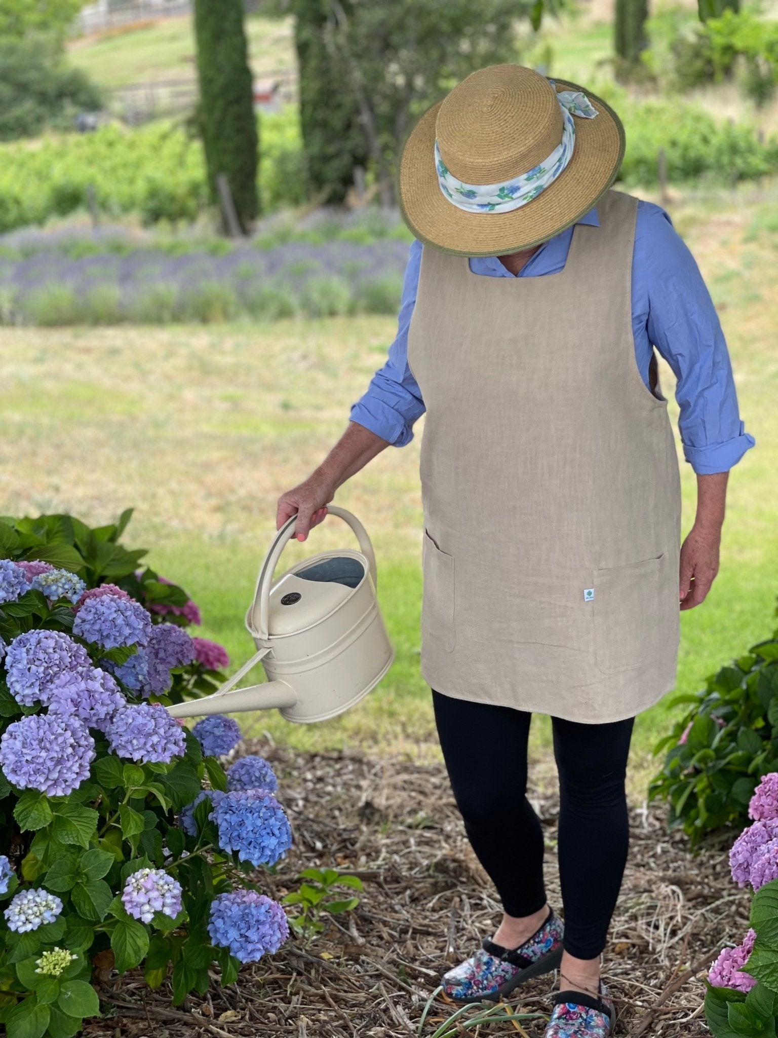 Linen Apron - French Style Crossback - Henderson Garden Supply