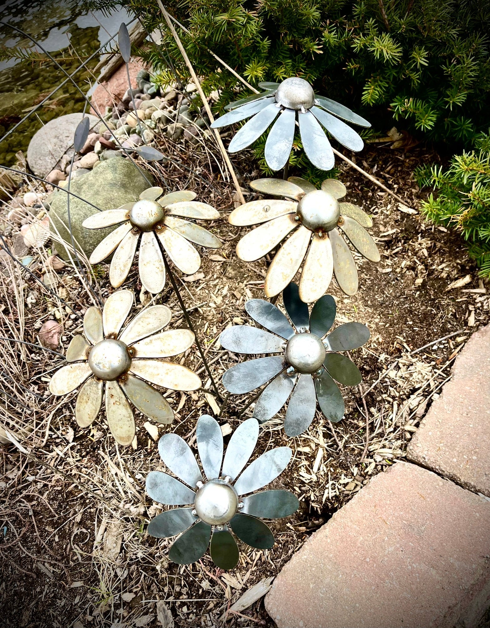 Metal Coneflowers | Yard Art