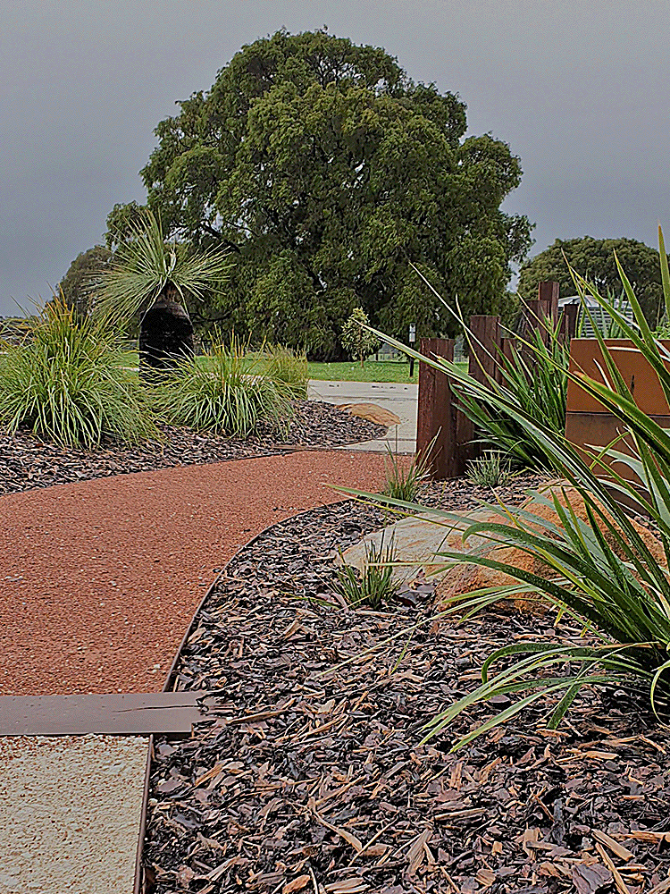 Straightcurve3" Flexible CorTen Steel Edging - Henderson Garden Supply