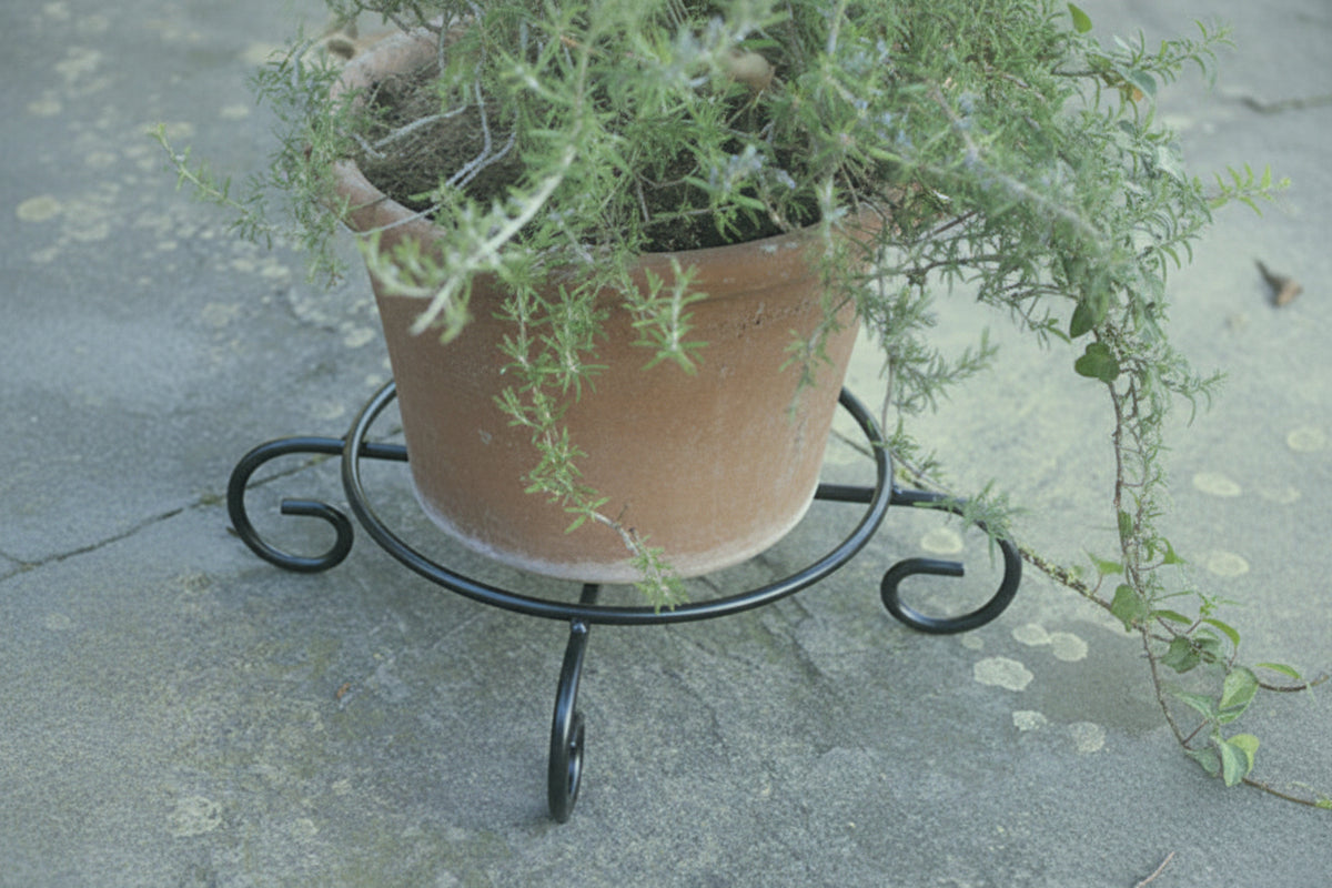 plant stand for large pot 14 Inch Steel Pot Stand