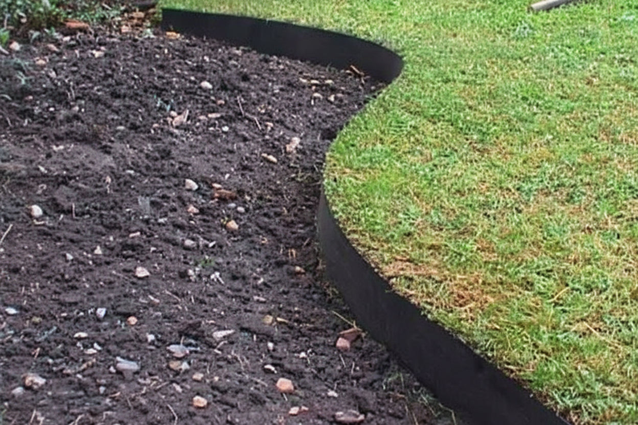 Core Flexible Steel Lawn and Garden Edging in Black - Henderson Garden Supply