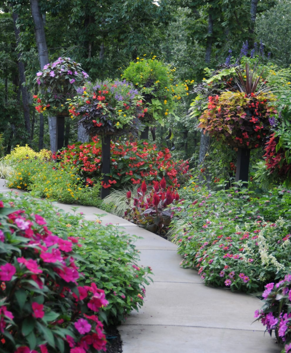 Pamela Crawford Border Column Kits (Basket Not Included) - Henderson Garden Supply