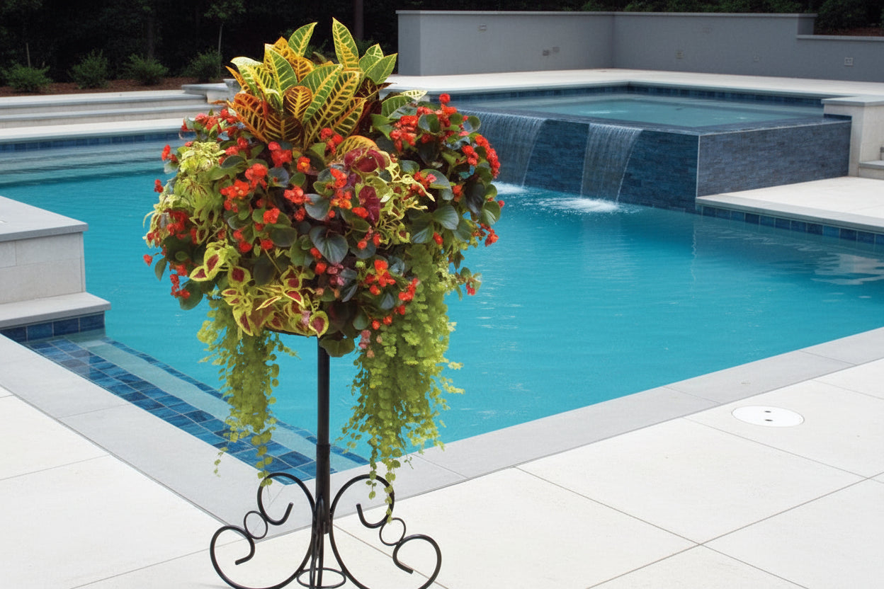 Pamela Crawford Side Planting Patio Stand and Liner Set - Henderson Garden Supply